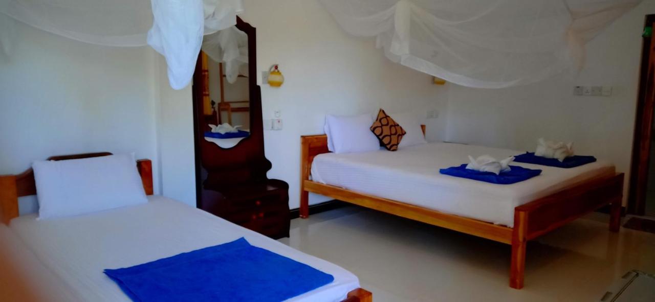 Surf & Sand Hotel Arugambay Arugam Bay Exterior photo