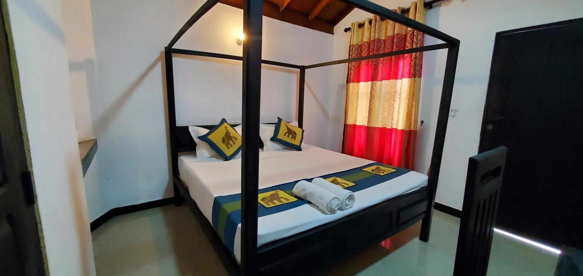 Surf & Sand Hotel Arugambay Arugam Bay Exterior photo