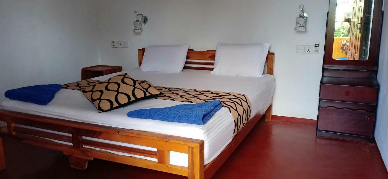 Surf & Sand Hotel Arugambay Arugam Bay Exterior photo